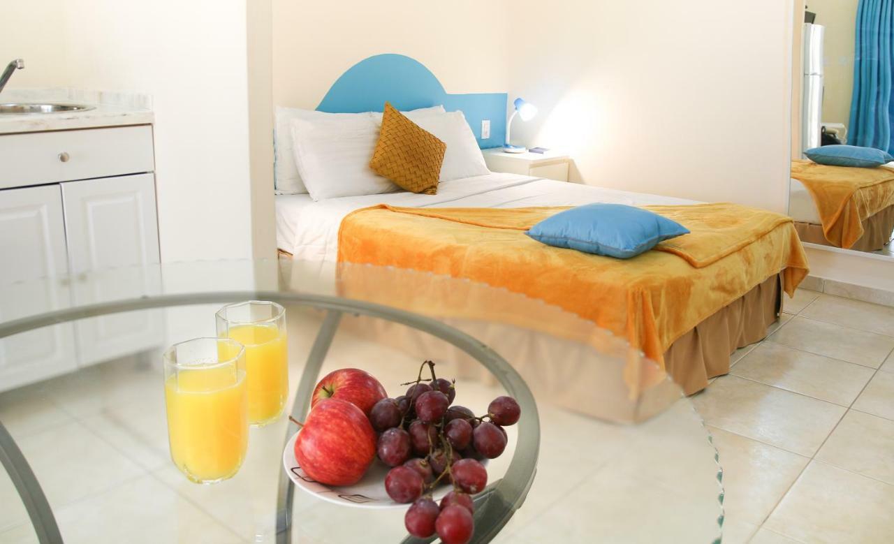 Aqua Viva Suites Playa Extérieur photo